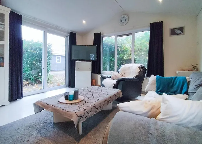 Vakantiehuis Stunning In With Wifi *